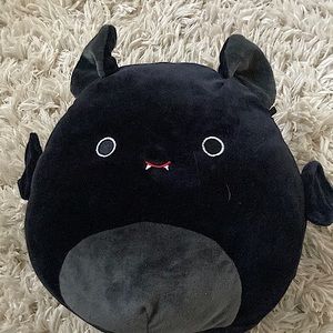 Emily the Bat 🦇🦇